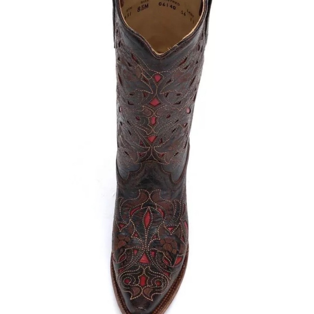 Corral cowboy boots